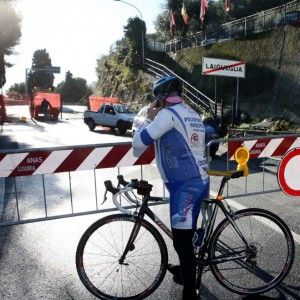 Ciclismo, la frana incombe<br />sul Trofeo Laigueglia