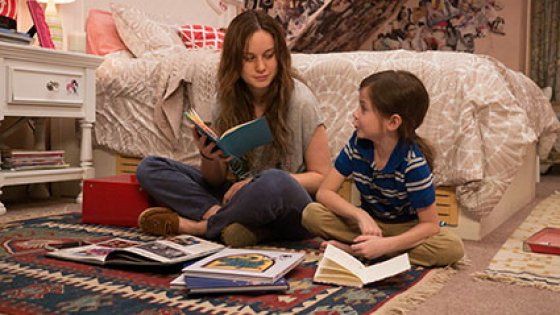 Emma Donoghue ci dà un taglio e sogna l'Oscar