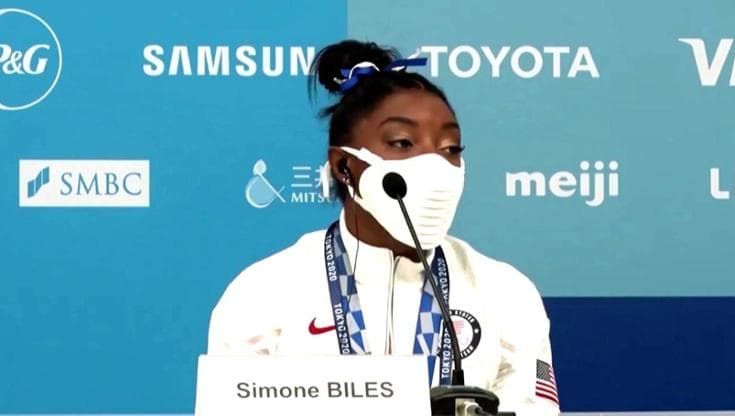 Tokyo 2021, Simone Biles bronzo nella trave: "Non siamo intrattenimento, siamo esseri umani"