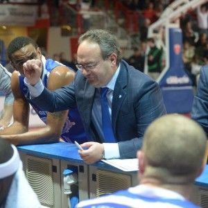 Basket, Sacripanti ritrova Caserta. Reggio-Sassari atto terzo