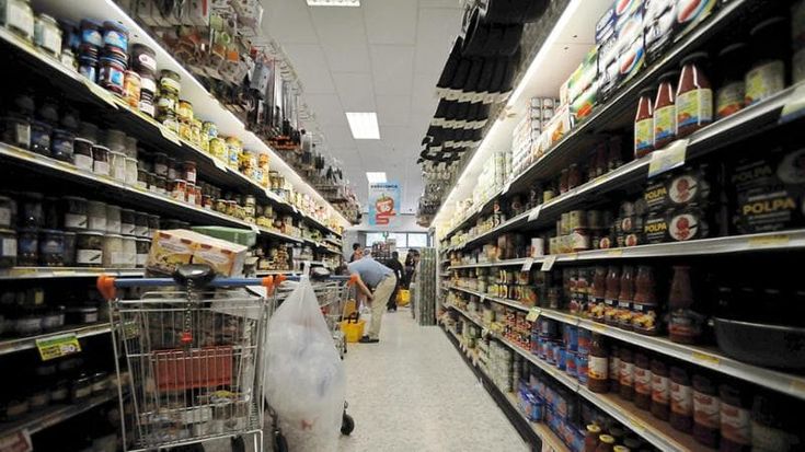 Primo maggio, i supermercati e i negozi aperti oggi a Genova