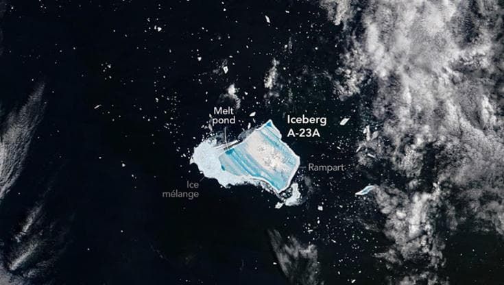 Antartide: da bianco a blu, la fine dell’iceberg gigante A23a