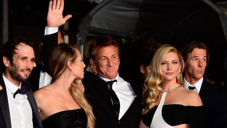 Cannes, Sean Penn: "Matt Damon mi ha detto: sei pazzo se non reciti con tua figlia"