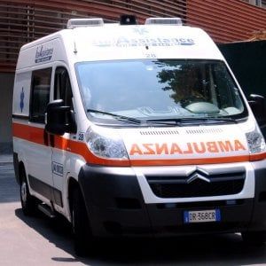Diciannove intossicati in una piscina nel Riminese