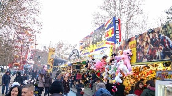 Il nuovo piano per il verde in città: stop al Luna Park al parco Sempione, spazi gioco vietati agli adulti senza bimbi