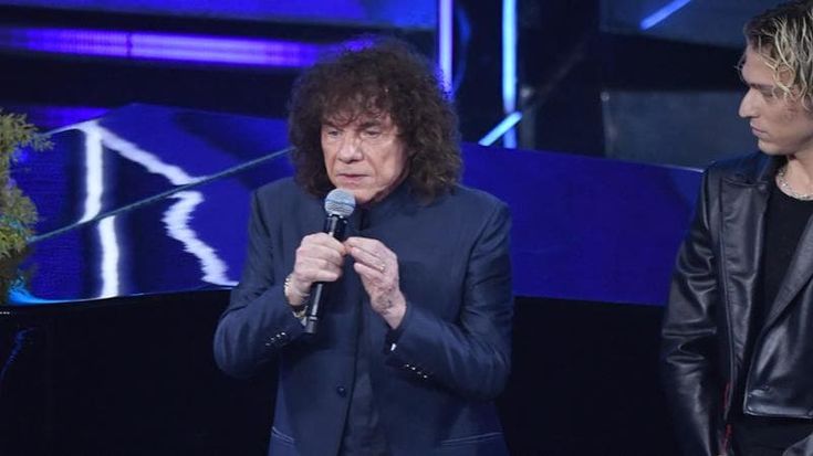 Riccardo Cocciante, parole per la pace a Sanremo dopo il duetto con Irama