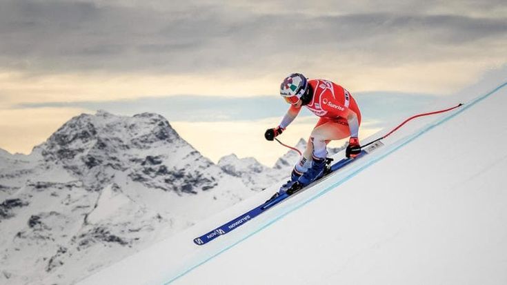 Gisin, brutta caduta durante le prove di discesa a St.Moritz: contro le reti a 110 km orari