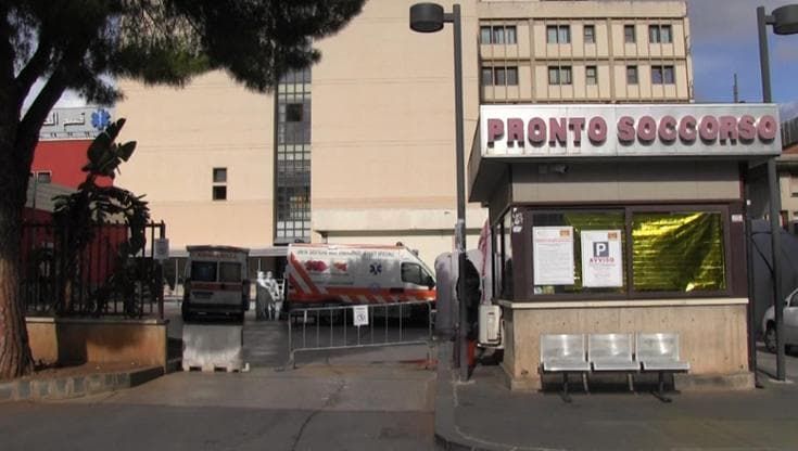 Lite al pronto soccorso del Cervello, familiari di una paziente tentano di strangolare un infermiere