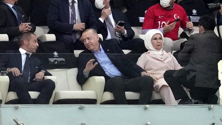 Europei, il tifo di Erdogan non basta, è flop Turchia: dopo la disfatta col Galles l'unico obiettivo è evitare l'ultimo posto