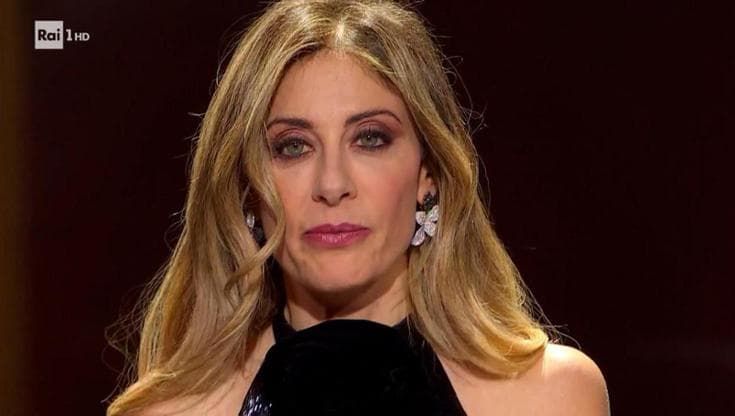 Fagnani, a Sanremo monologo sulle carceri: "Non sono animali". E attacca Gratteri senza citarlo