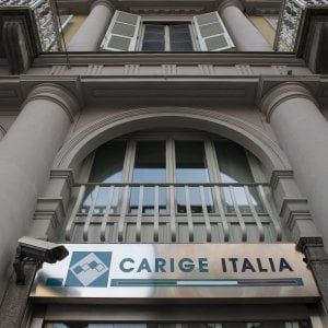 Carige, spiragli di luce, la cordata si prepara all’offerta finale 