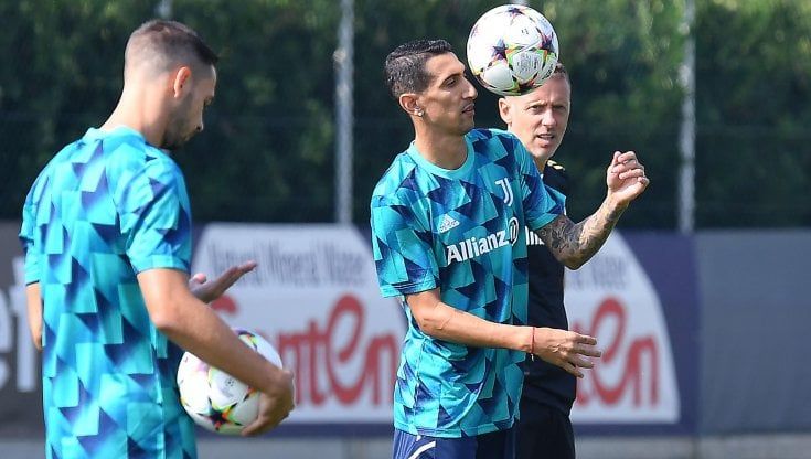 Juventus, a Parigi senza i nuovi: niente sfida da ex per Di Maria