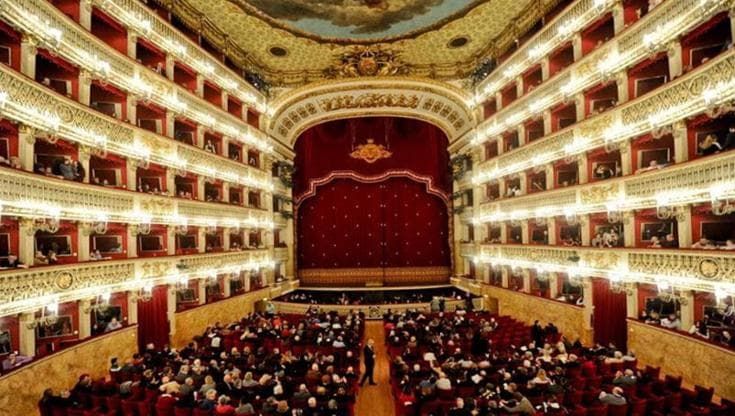 Teatro San Carlo, 12 indagati per gestione finanziaria: nell’elenco Lissner, Spedaliere e Kaufmann