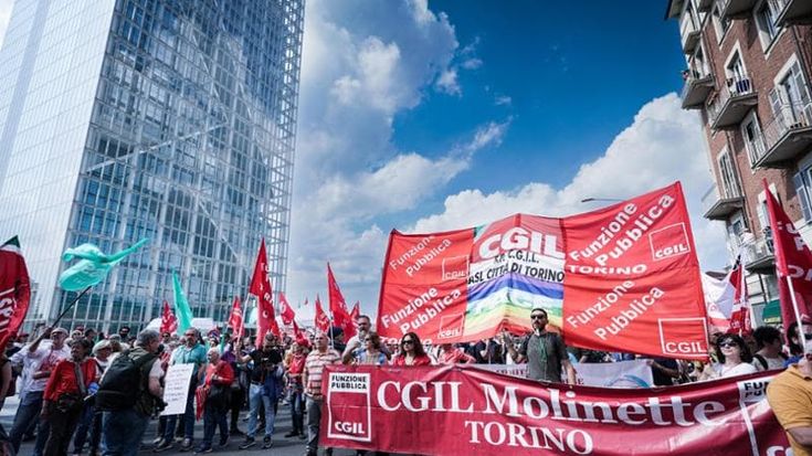 Gli infermieri si sfilano dalla marcia per la Sanità “Adesioni in arrivo da tutto il Piemonte”