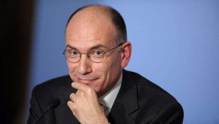 Pd, Letta: "Sui vaccini è l’ora dell’obbligo. Senza unità sul Quirinale il governo cadrebbe"
