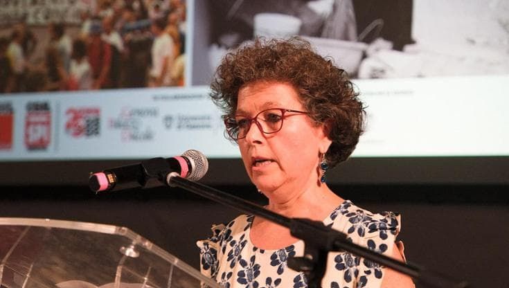 Elena Giuliani: “Da 25 anni sento che il mio Carlo vive, ma l’Italia ha rimosso il G8”
