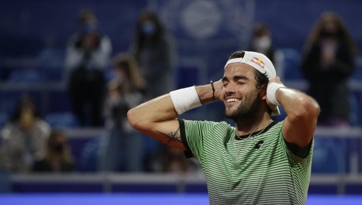 Tennis, Berrettini vince il torneo di Belgrado: battuto Karatsev in finale