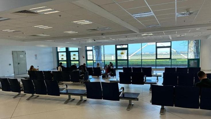 Bari, rivoluzione in aeroporto: controlli al secondo piano e una sala per vedere i decolli