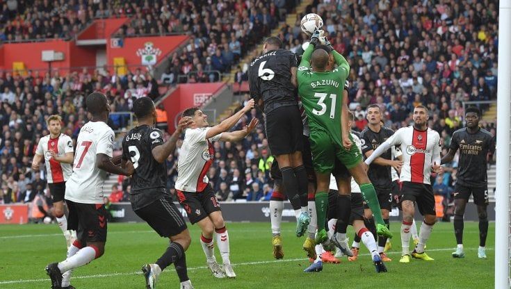 Premier League, frenata Arsenal: 1-1 a Southampton, e ora il City è dietro 2 punti. Cade ancora il Tottenham