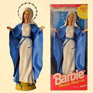 Barbie vestita come la Madonna, la condanna dei vescovi: "La religione non &egrave; di plastica"
