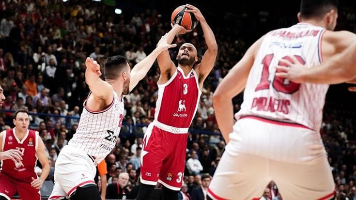 Eurolega, Milano-Olympiacos 65-53: prima vittoria per l’Olimpia