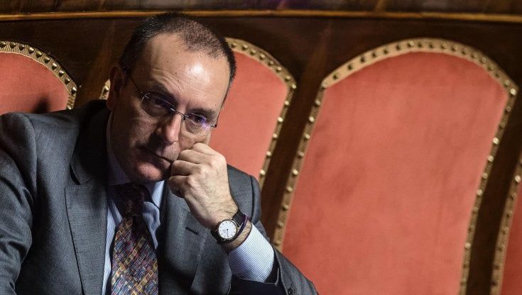 M5S, Petrocelli insiste: "Non mi dimetto". Nuova riunione della giunta del Senato