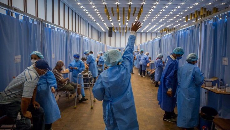 Coronavirus nel mondo, gli Usa donano 25 milioni di dosi di vaccino