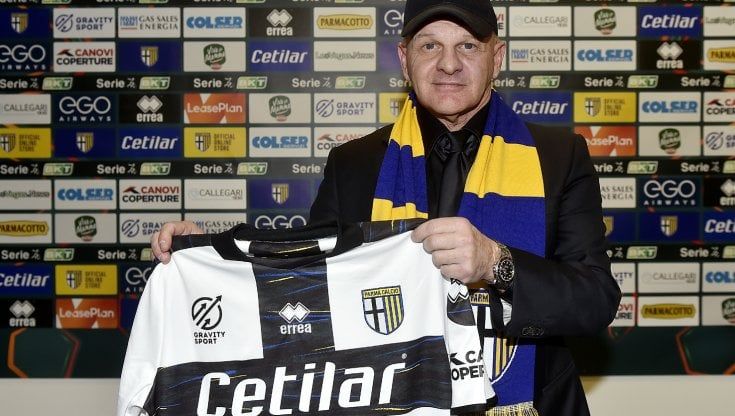 Iachini si presenta: "Testa bassa e pedalare per risalire". Ribalta: "Il Parma continua a puntare in alto"