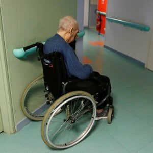 Gela, sottraggono soldi a parente disabile: sequestrati 75 mila euro