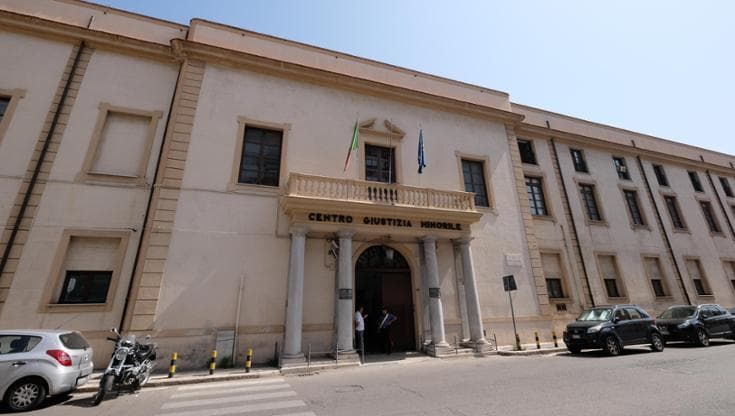 I figli contro il padre mafioso, il tribunale sospende la responsabilità genitoriale