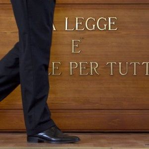 Assegno di divorzio: non solo assistenza, ma compensa l'ex del contributo fornito