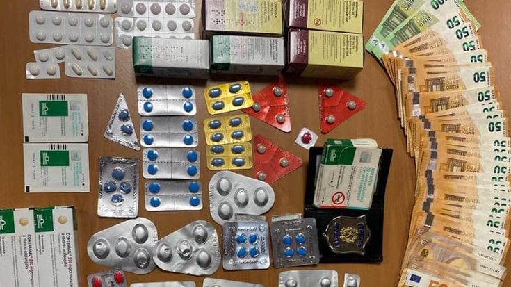 Cerotti di Fentanyl, benzodiazepine, tramodolo e viagra: arrestato il parrucchiere-pusher
