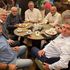 A tavola con il Nobel: i fisici a colazione con Francis Halzen per festeggiarlo
