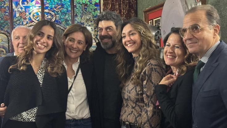 Festa di selfie con Pierfrancesco Favino al Gaudium