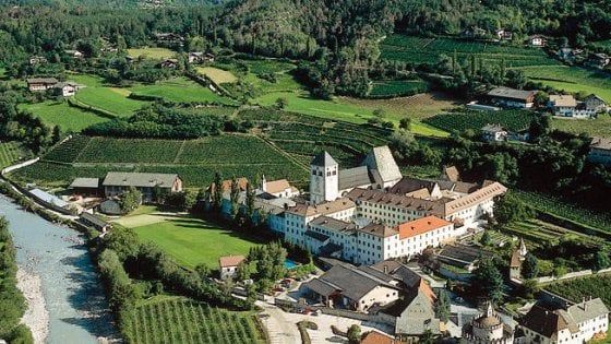 Vino, birra e miele: quando il monaco fa felice i gourmet