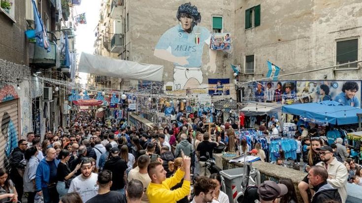 Movida ai Quartieri, i gestori: “Chi protesta è geloso dei nostri guadagni”