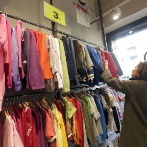 Bologna, i sindacati del commercio: "Non lavorate durante le festività"