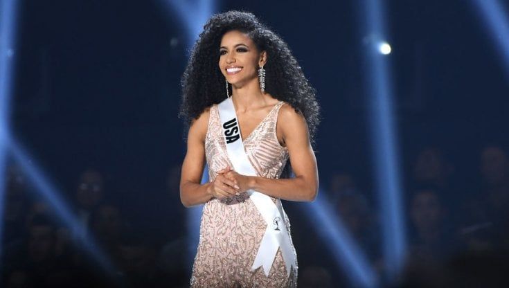 Suicida Cheslie Kryst, l'avvocata che vinse il titolo di Miss Usa 2019