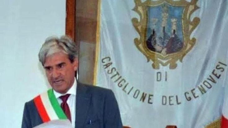 Il sindaco di Castiglione del Genovesi operato per 5 ore: è fuori pericolo, salvato anche il dito