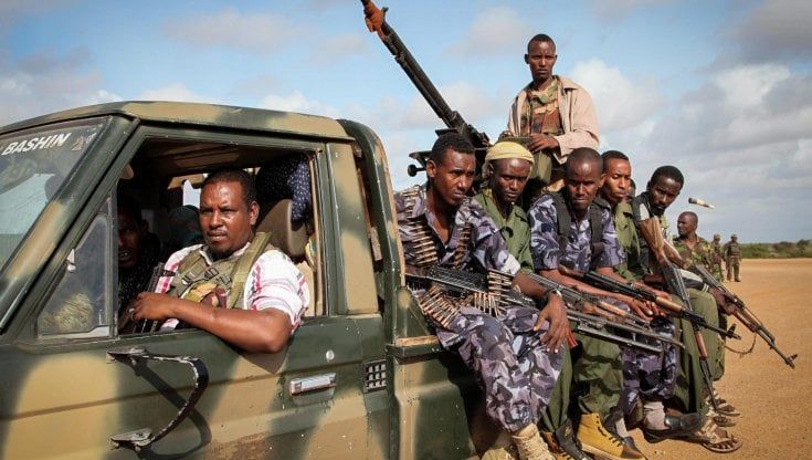 Somalia, attentato suicida prima del comizio del premier