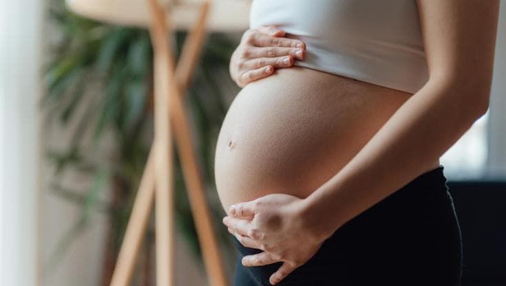 Vuoi rimanere incinta? Controlla (anche) come funziona la tiroide