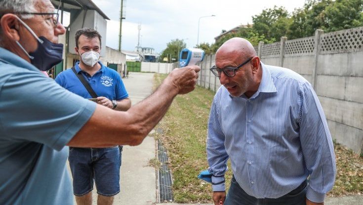 Bernardo, il candidato con la pistola non si scusa e rilancia: "Mio porto d'armi per difesa, quando ce l'ho con me non devo avvertire nessuno"