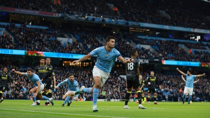 Premier, il Manchester City piega l'Aston Villa e si riporta a -3 dall'Arsenal