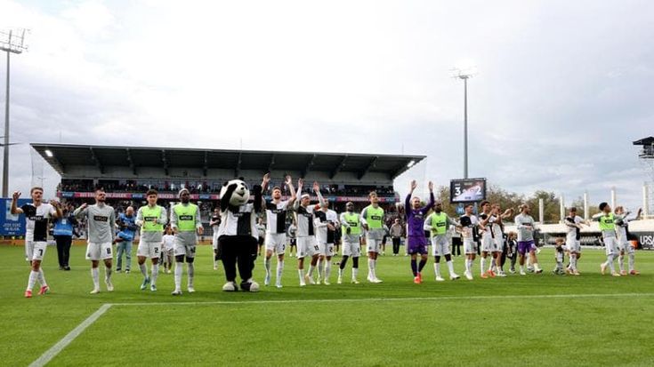 Elversberg, in Bundesliga la squadra di un paese di 12.000 abitanti è davanti al Bayern