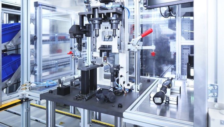 Lavoro, lo studio: i robot non rubano occupazione, neanche tra le mansioni più routinarie