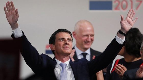 Francia, le strane primarie a sinistra. Con Macron e Mélenchon che stanno a guardare