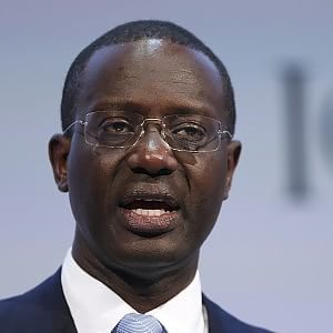 Cambio al vertice di Credit Suisse: arriva l'ivoriano Thiam, il titolo vola in Borsa