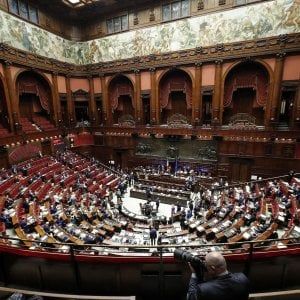 Sì della Camera, la manovra è legge fra le proteste dell'opposizione. Ecco tutte le misure
