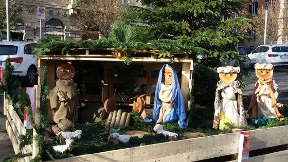 Roma, rubato il bambinello del presepe di piazza San Cosimato