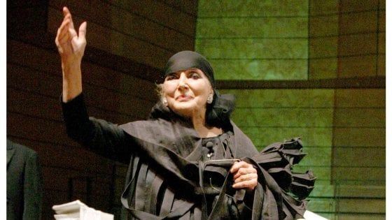 Milano saluta Valentina Cortese: camera ardente al Piccolo Teatro Grassi per "l'ultima diva"